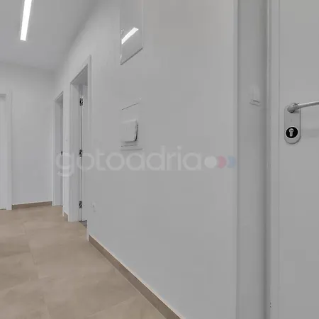 Luxury Lotus Apartment Makarska