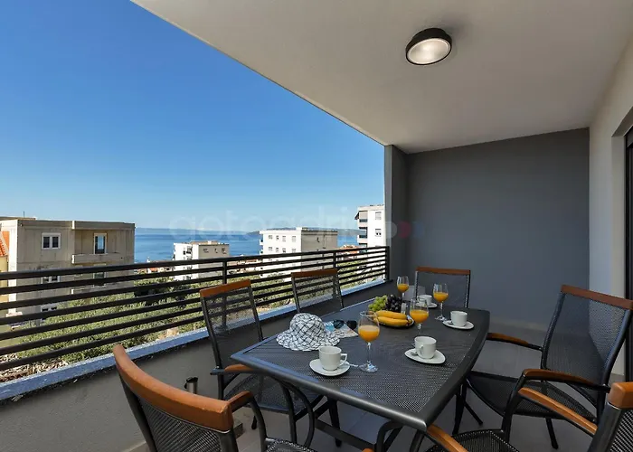 Luxury Lotus - Free Parking Appartement Makarska